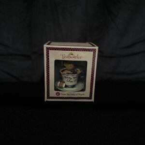 Tea bearies, Boyd’s Bears, bear in a tea cup